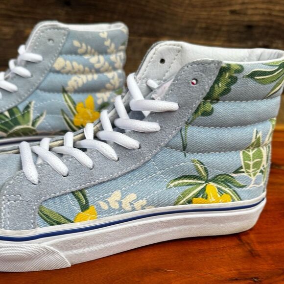 🌺✨ Vans Sk8-Hi Floral Tropical Sneakers 🌺✨ - Picture 3 of 9